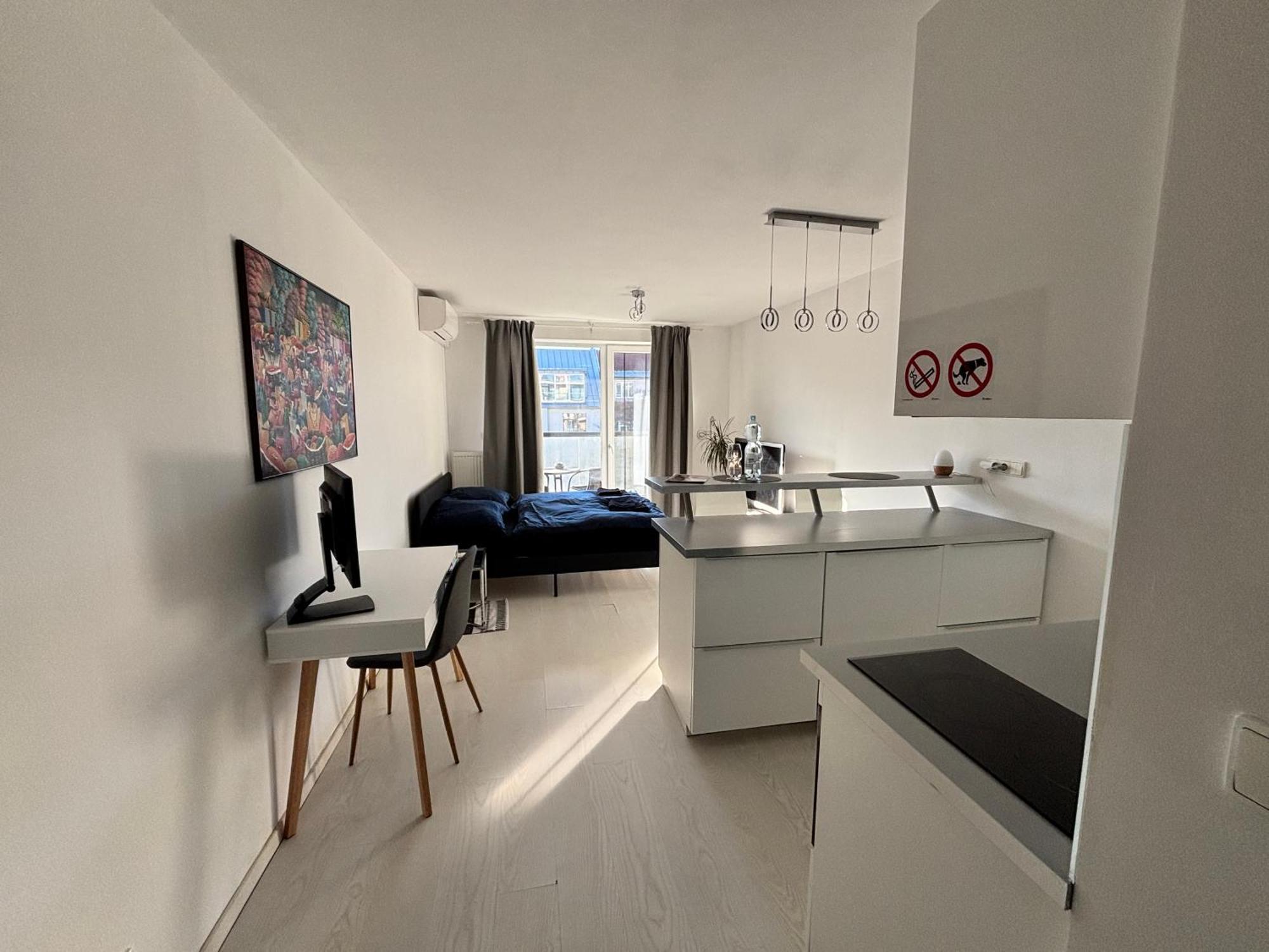 New Studio, Central Location! Bratislava Dış mekan fotoğraf